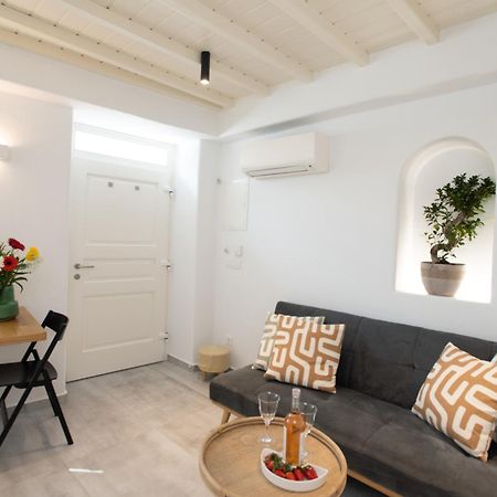 The Mykonos Bougainvillea Townhouse Mykonos Town Room photo