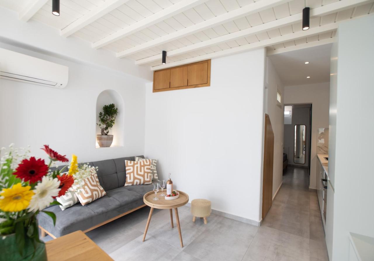 The Mykonos Bougainvillea Townhouse Mykonos Town Room photo