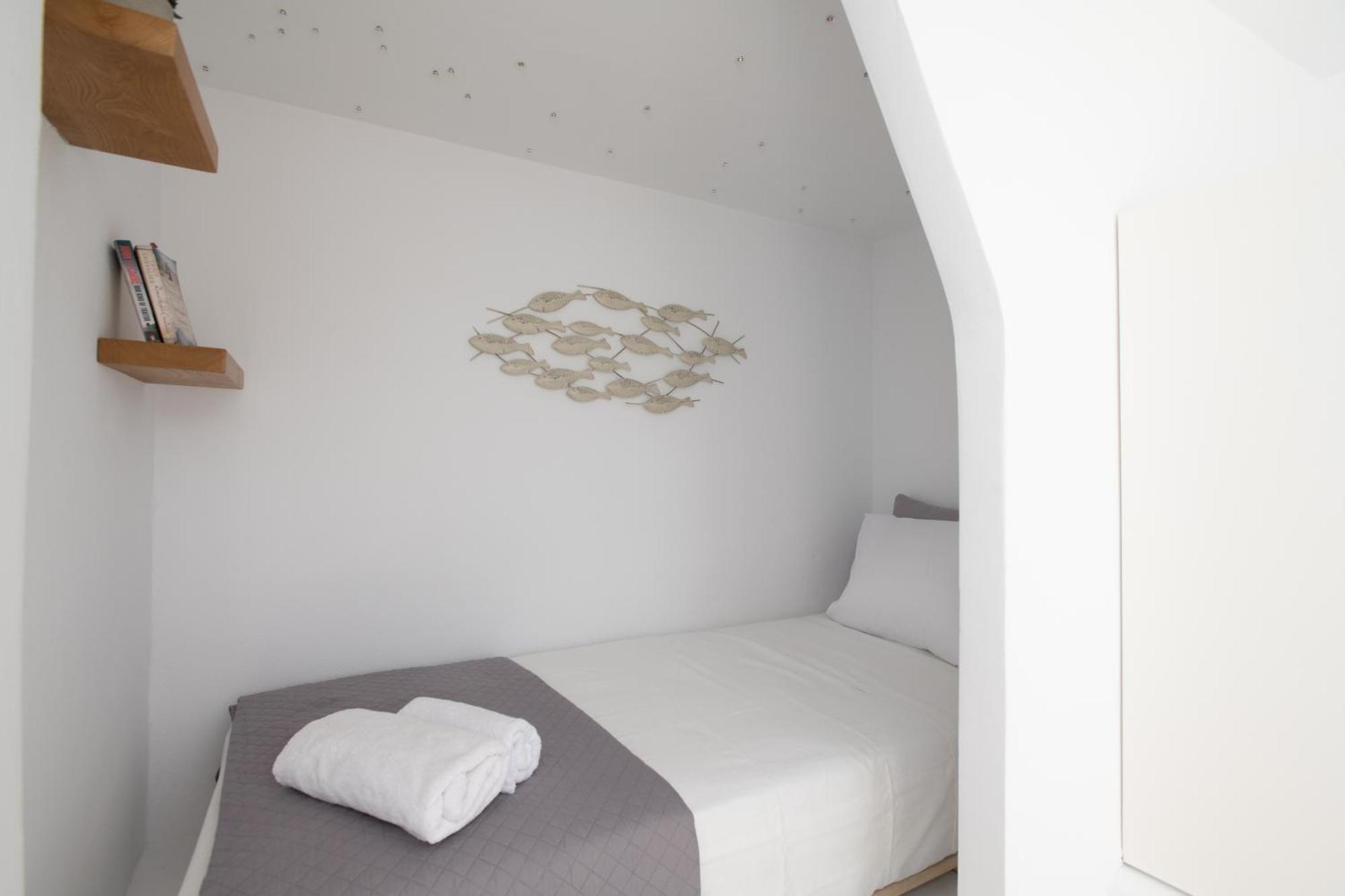 The Mykonos Bougainvillea Townhouse Mykonos Town Room photo