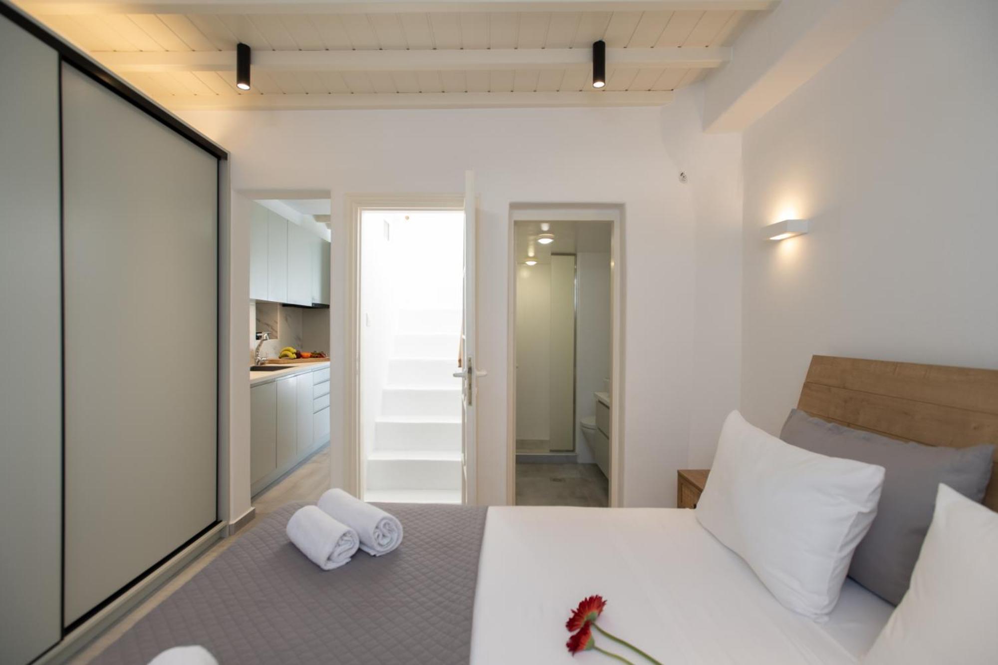 The Mykonos Bougainvillea Townhouse Mykonos Town Room photo