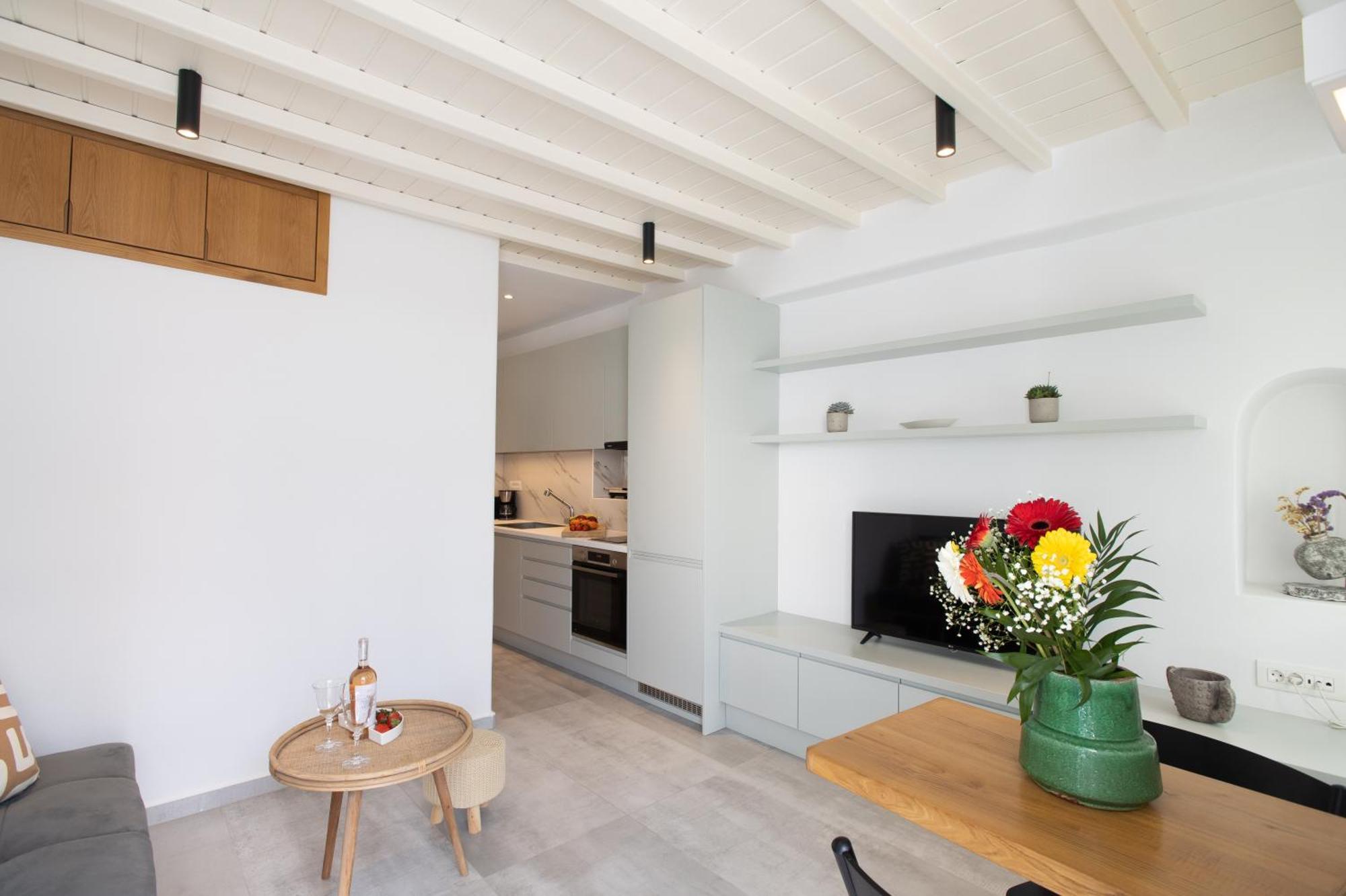 The Mykonos Bougainvillea Townhouse Mykonos Town Room photo